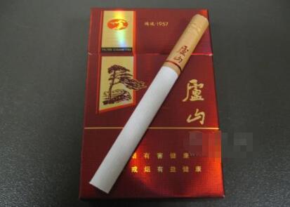 免税白猫香烟多少钱一盒|免税白猫香烟多少钱一盒啊